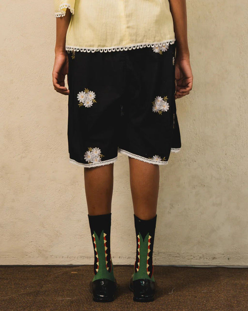 Daria Embroidery Bermuda Pants Black