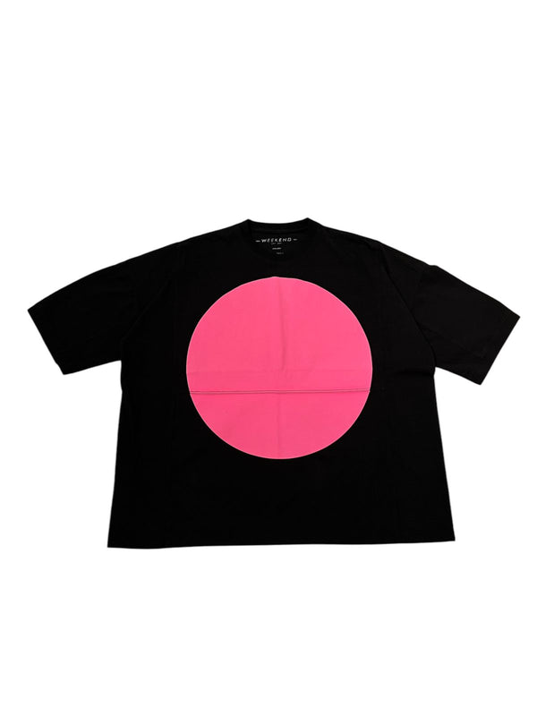 Weekend Tshirt - Black Pink Round